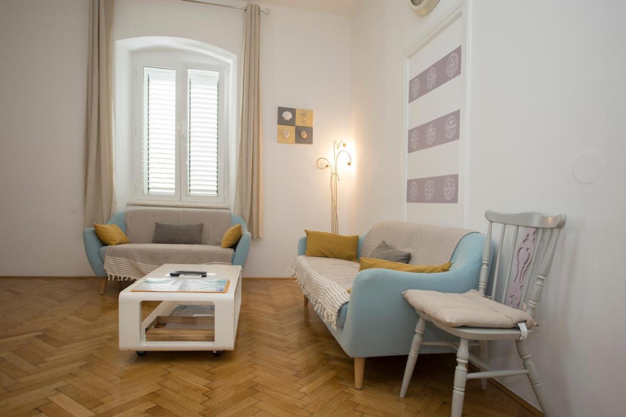 Town Place Apartment Split Exteriör bild